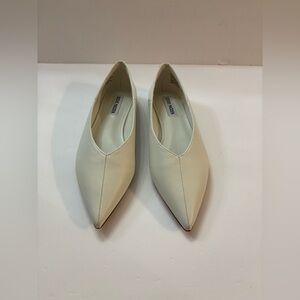 Steve Madden Women White Pointy Toe Ballet Flats Size 8 Work Career